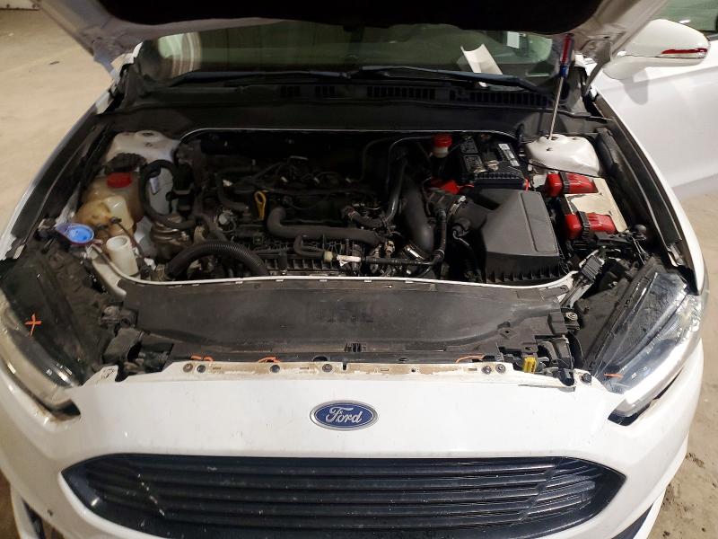 Photo 11 from auction – 2016 FORD FUSION with VIN 3FA6P0HD5GR339933