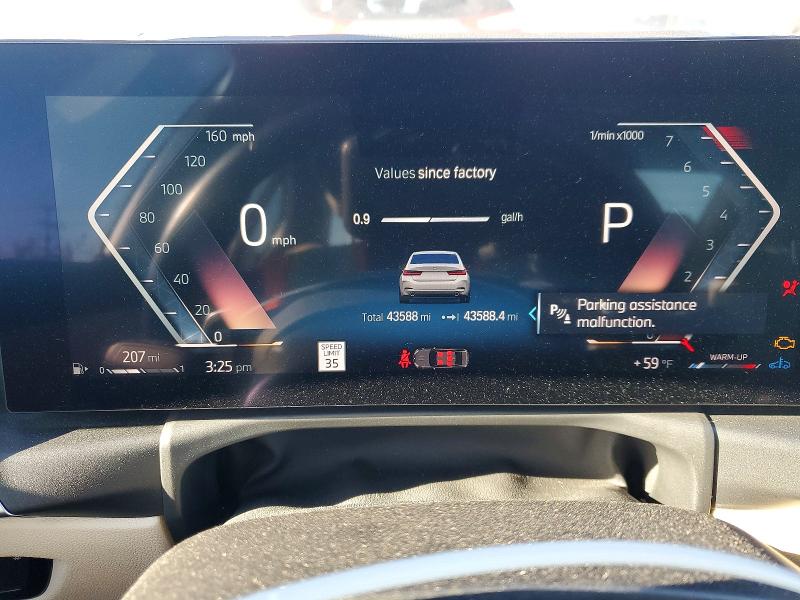 Photo 9 from auction – 2023 BMW 330I with VIN 3MW69FF07P8C92334