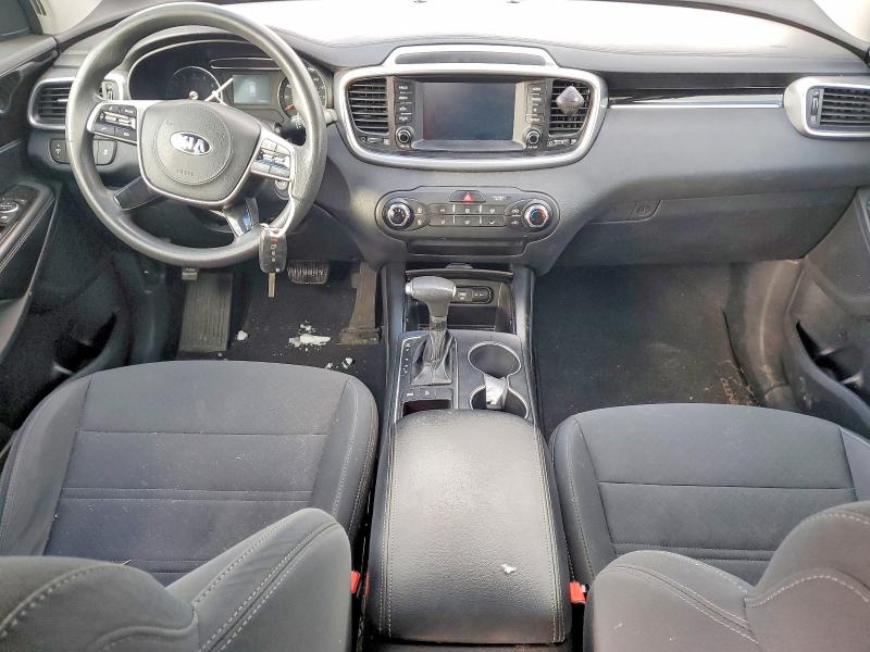 Photo 8 from auction – 2019 KIA SORENTO with VIN 5XYPGDA32KG565759