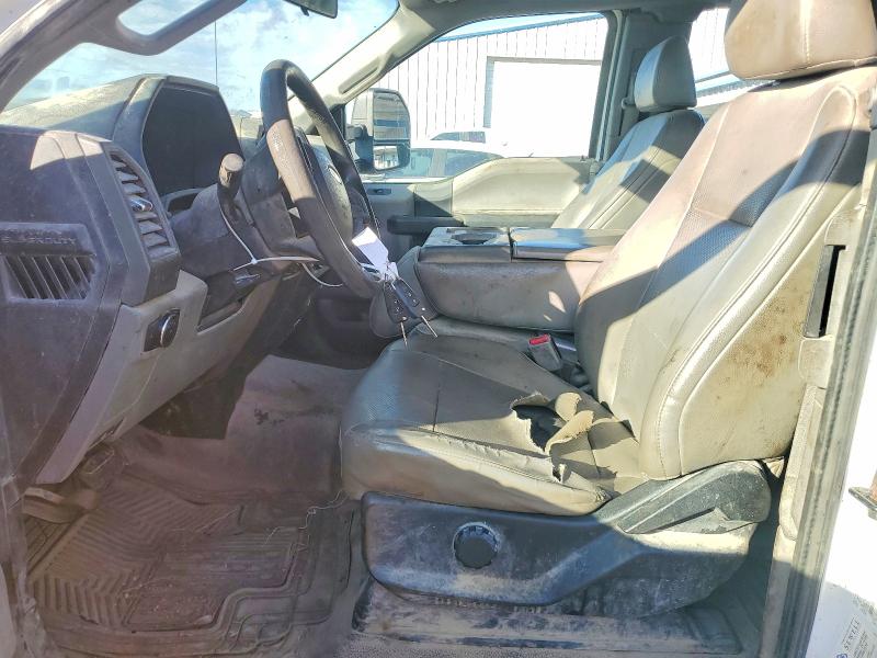 Photo 7 from auction – 2017 FORD F250 with VIN 1FT7X2B68HEC46672