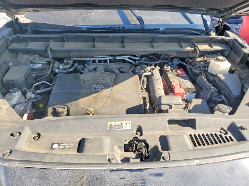 Photo 12 from auction – 2021 TOYOTA HIGHLANDER with VIN 5TDCZRAH8MS533891