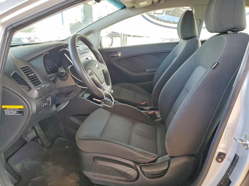Photo 7 from auction – 2016 KIA FORTE LX with VIN KNAFX4A63G5549590