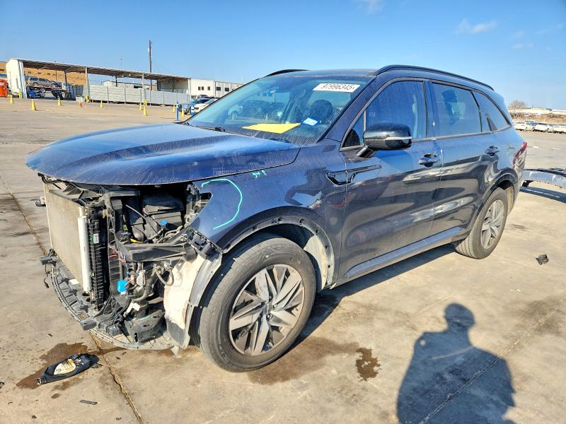 KIA SORENTO 2022 with VIN 5XYRL4LC1NG154018 - Photo from auction