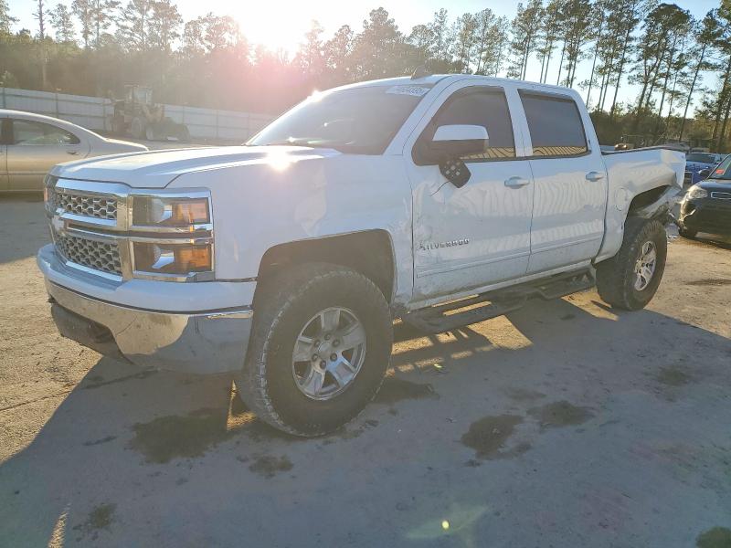 CHEVROLET SILVERADO 2015 with VIN 3GCUKREH2FG266428 - Photo from auction