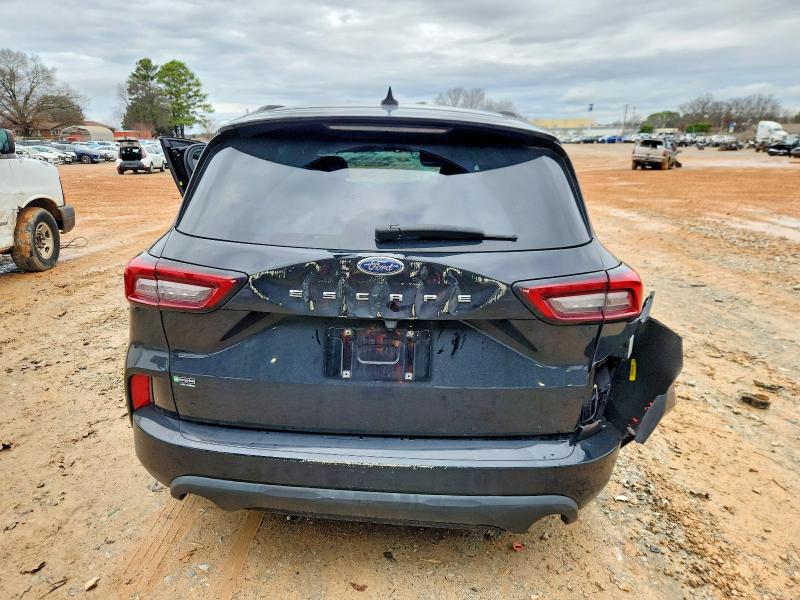 Photo 6 from auction – 2023 FORD ESCAPE with VIN 1FMCU0MN7PUA42056