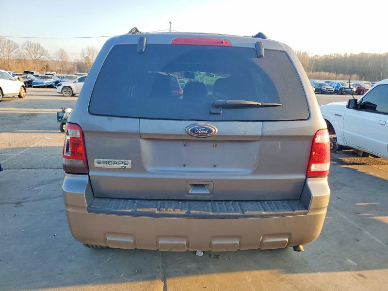 Photo 6 from auction – 2011 FORD ESCAPE with VIN 1FMCU9D71BKA06003