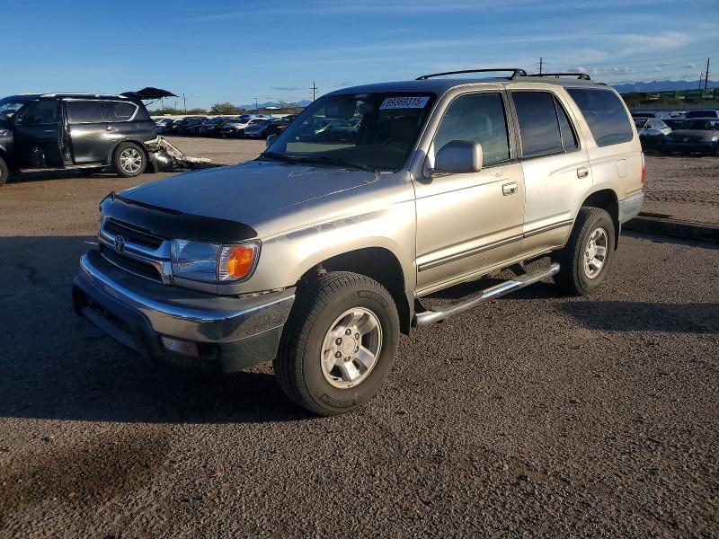 TOYOTA 4RUNNER SR 2002 with VIN JT3GN86R720232798 - Photo from auction