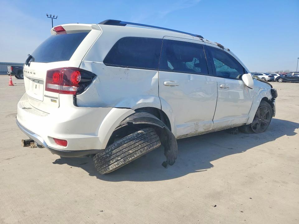 Photo 3 from auction – 2018 DODGE JOURNEY with VIN 3C4PDCGG5JT352163
