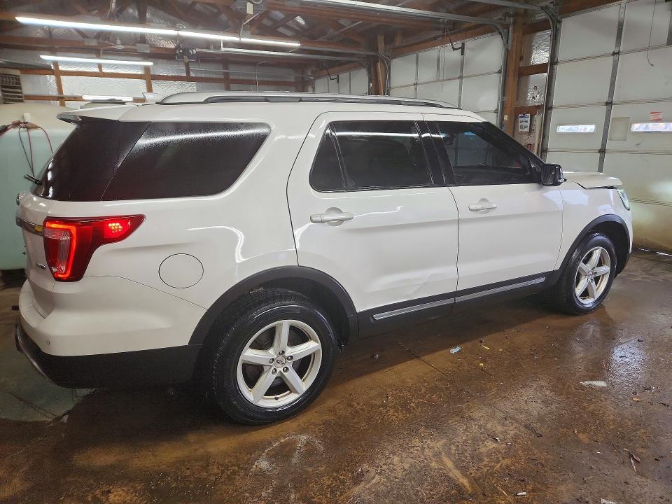 Photo 3 from auction – 2016 FORD EXPLORER X with VIN 1FM5K8D85GGB40136