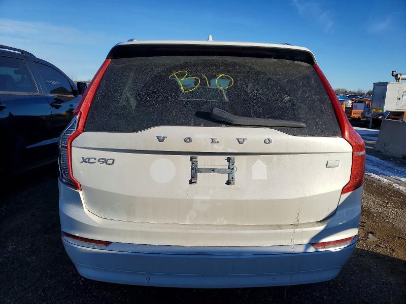 Photo 6 from auction – 2023 VOLVO XC90 PLUS with VIN YV4H600NXP1936075
