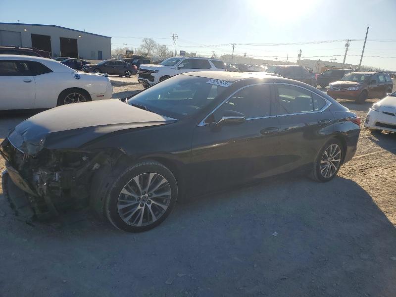 LEXUS ES 350 2019 with VIN 58ABZ1B14KU002621 - Photo from auction