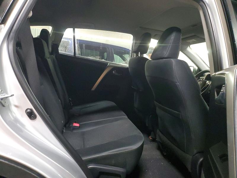 Photo 10 from auction – 2014 TOYOTA RAV4 with VIN JTMRFREV6ED085585