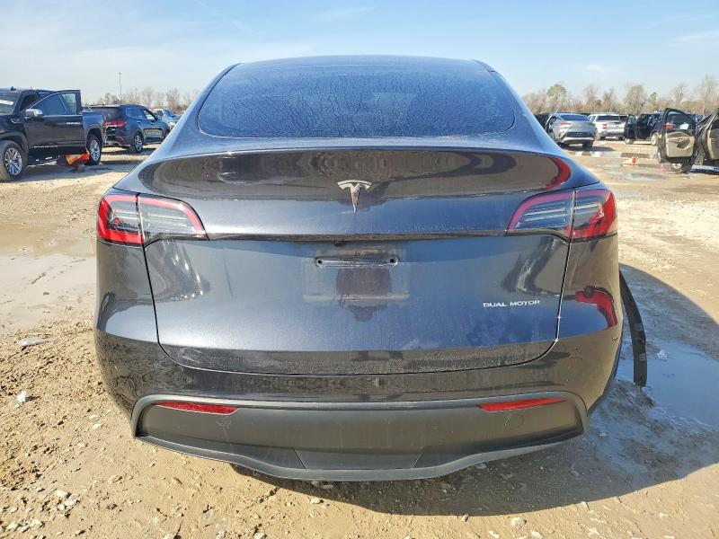 Photo 6 from auction – 2025 TESLA MODEL Y with VIN 7SAYGAEE8SF266074