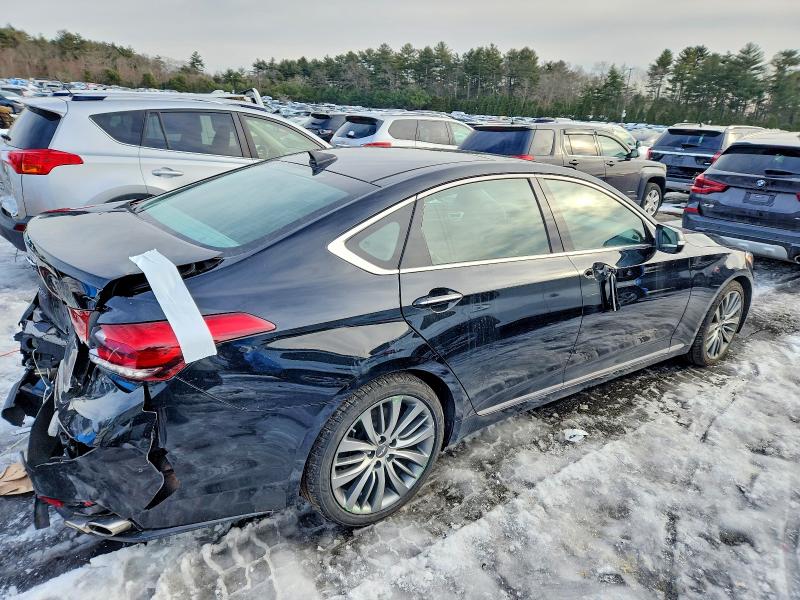 Photo 3 from auction – 2015 HYUNDAI GENESIS 5. with VIN KMHGN4JF3FU048938