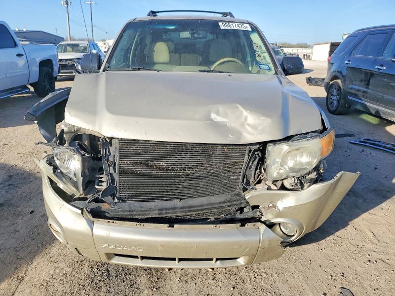 Photo 5 from auction – 2011 FORD ESCAPE with VIN 1FMCU0D79BKC59761