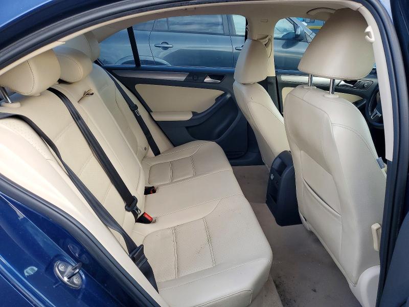 Photo 10 from auction – 2013 VOLKSWAGEN JETTA TDI with VIN 3VWLL7AJXDM292373
