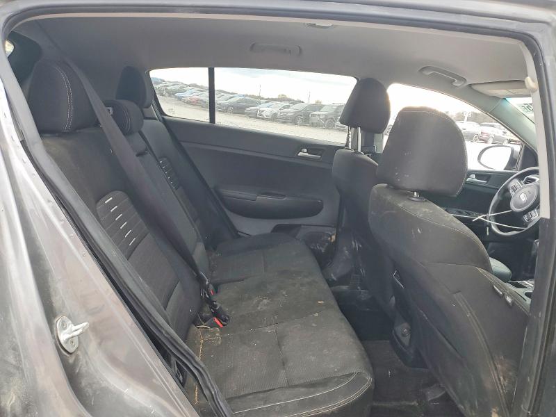 Photo 11 from auction – 2018 KIA SPORTAGE L with VIN KNDPMCAC3J7430725