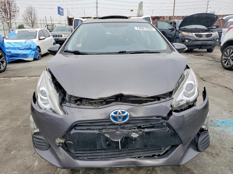 Photo 5 from auction – 2016 TOYOTA PRIUS C with VIN JTDKDTB36G1115843