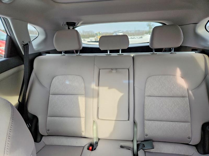 Photo 10 from auction – 2018 HYUNDAI TUCSON VAL with VIN KM8J3CA26JU724486