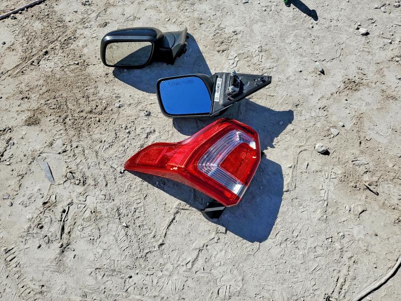 Photo 13 from auction – 2019 FORD EXPLORER L with VIN 1FM5K7F84KGB41438