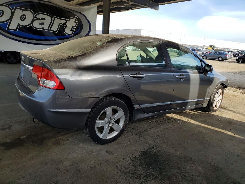 Photo 3 from auction – 2009 HONDA CIVIC with VIN 19XFA16529E050452