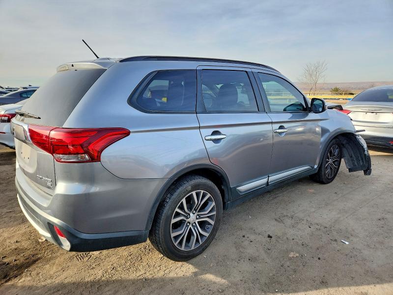 Photo 3 from auction – 2016 MITSUBISHI OUTLANDER with VIN JA4AD3A35GZ006248