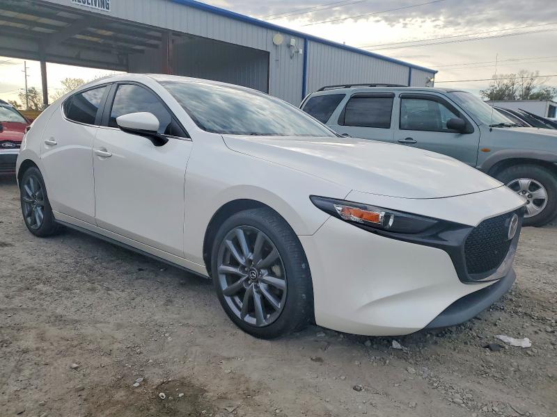 Photo 4 from auction – 2020 MAZDA 3 with VIN JM1BPALM1L1155969