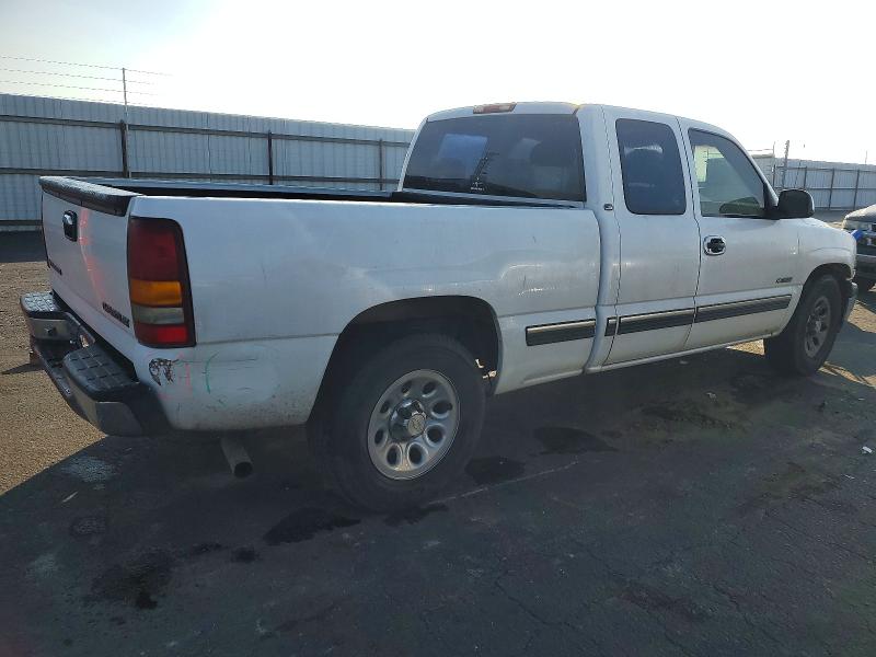 Photo 3 from auction – 2000 CHEVROLET SILVERADO with VIN 2GCEC19V0Y1388512