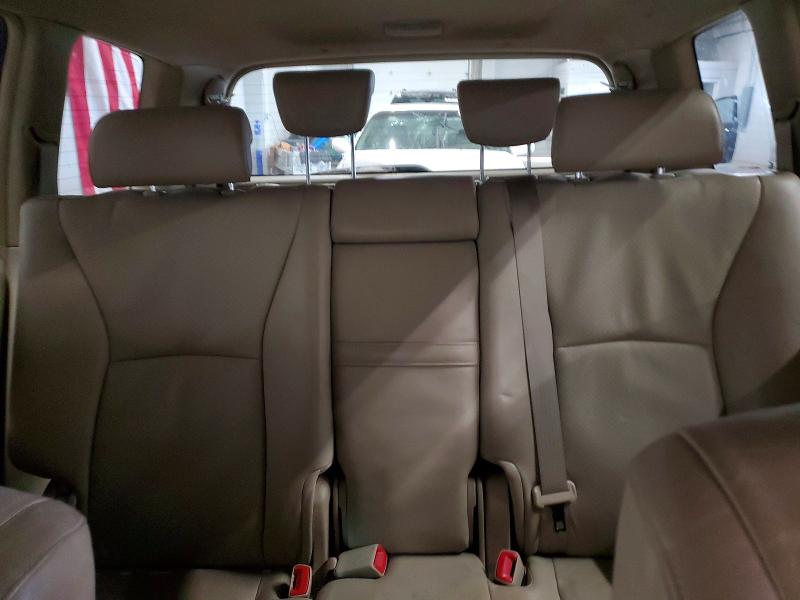 Photo 10 from auction – 2005 TOYOTA HIGHLANDER with VIN JTEEP21A450104627