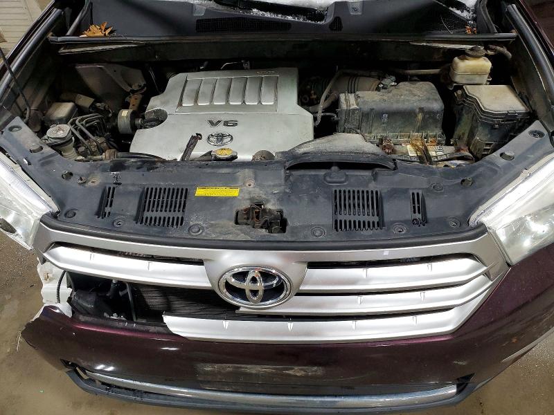 Photo 12 from auction – 2011 TOYOTA HIGHLANDER with VIN 5TDBK3EH1BS053051