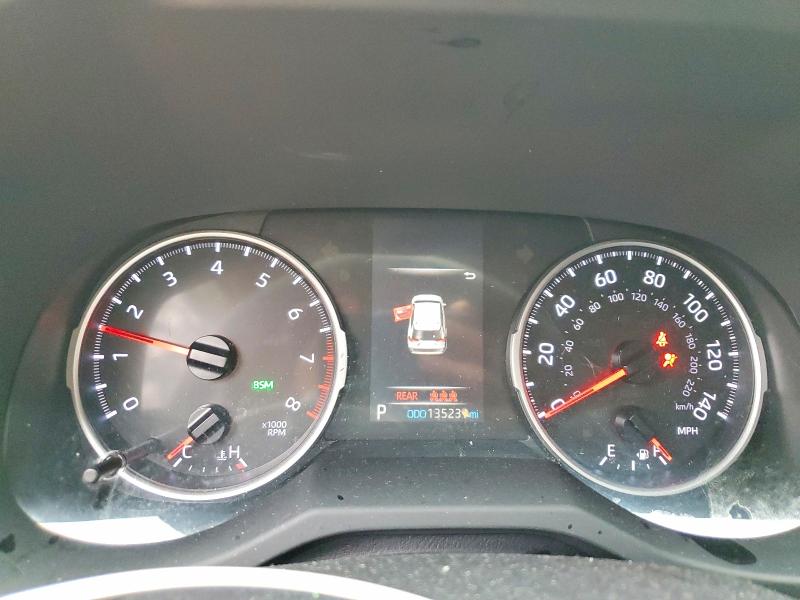 Photo 9 from auction – 2019 TOYOTA RAV4 with VIN JTMW1RFV6KD033708