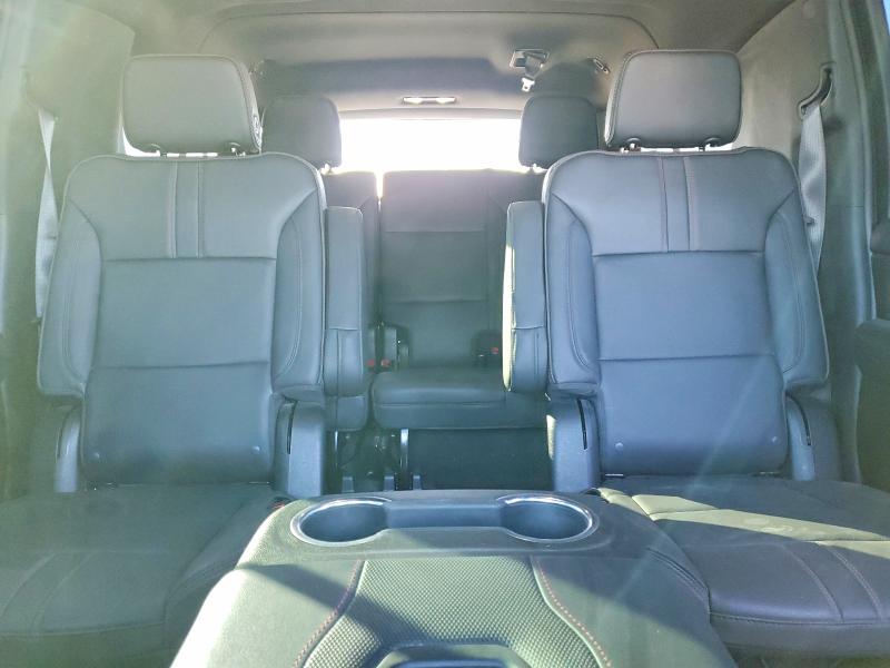 Photo 10 from auction – 2023 CHEVROLET SUBURBAN C with VIN 1GNSCEKD0PR360511