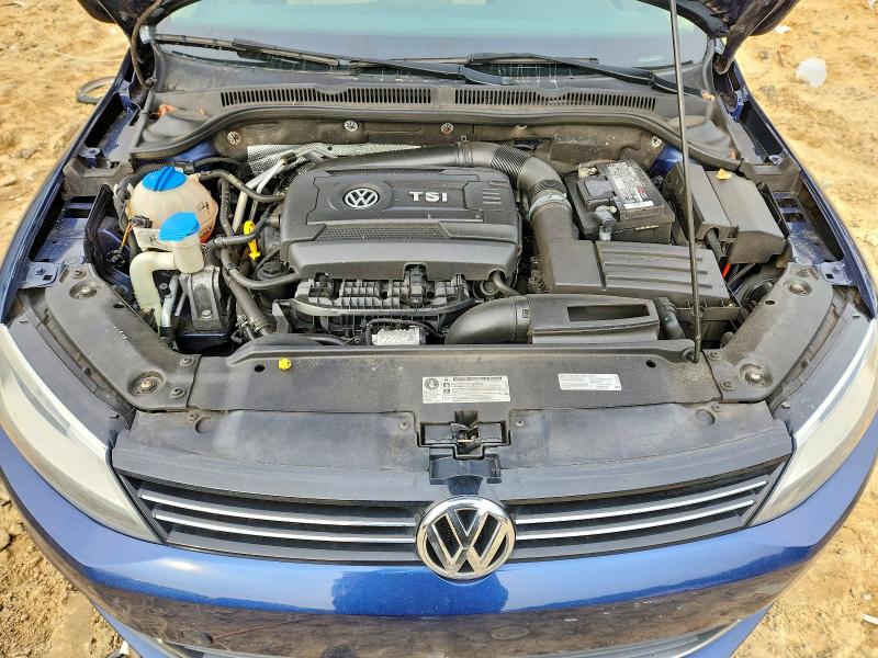 Photo 11 from auction – 2014 VOLKSWAGEN JETTA with VIN 3VWB17AJ9EM403398