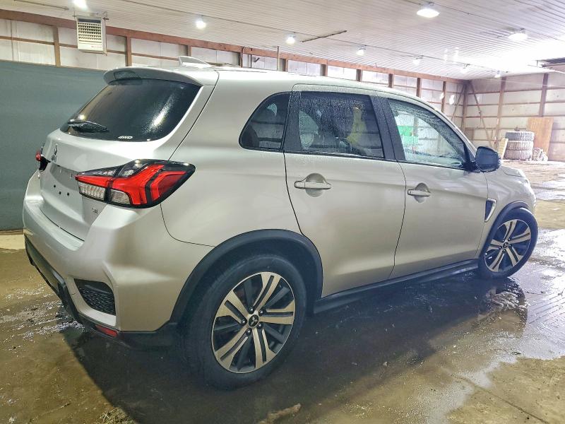 Photo 3 from auction – 2024 MITSUBISHI OUTLANDER with VIN JA4ARUAU7RU019308