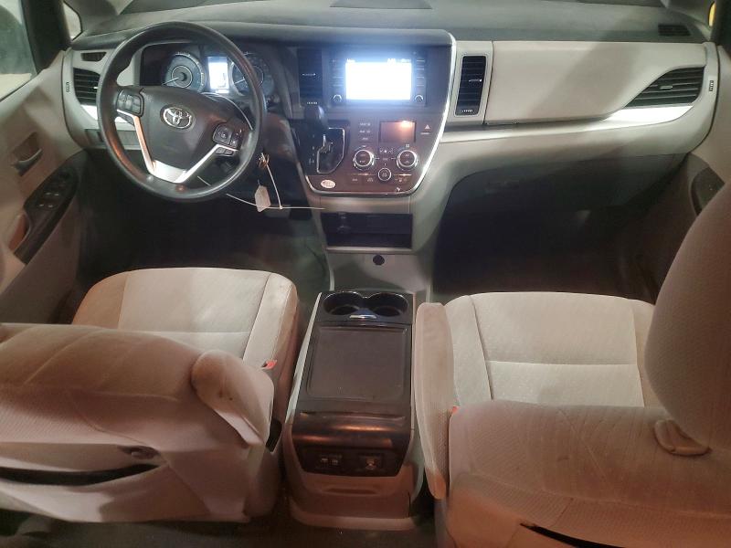 Photo 8 from auction – 2018 TOYOTA SIENNA LE with VIN 5TDKZ3DC8JS901751