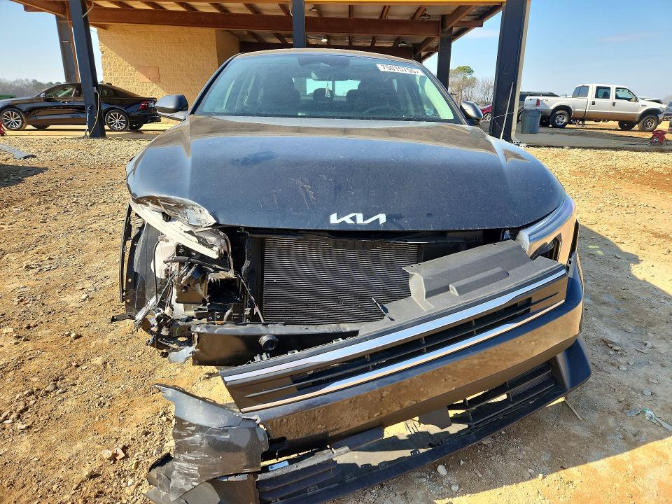 Photo 5 from auction – 2025 KIA K4 LX with VIN 3KPFT4DE6SE032041