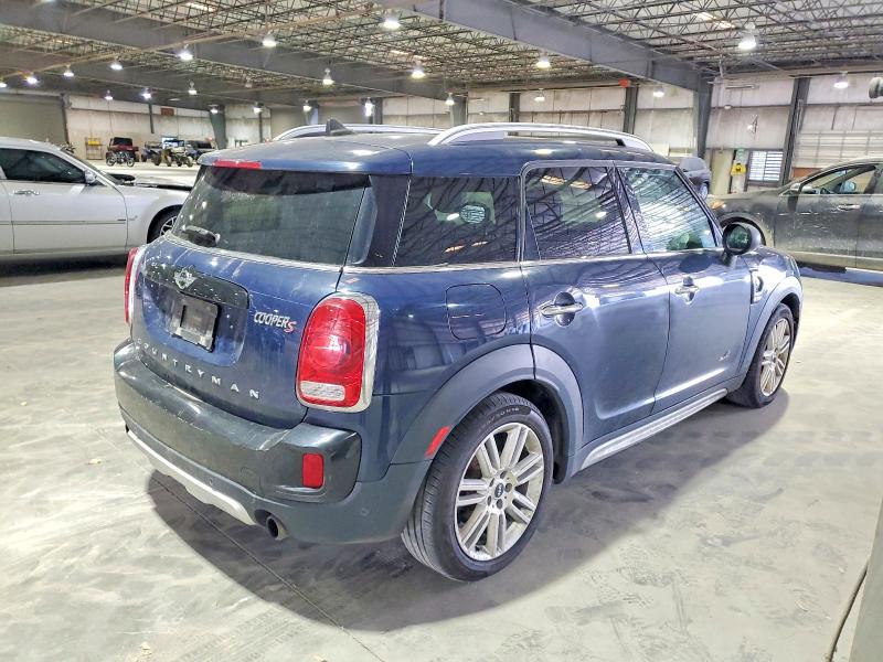Photo 3 from auction – 2017 MINI COOPER S C with VIN WMZYT5C33H3E18840