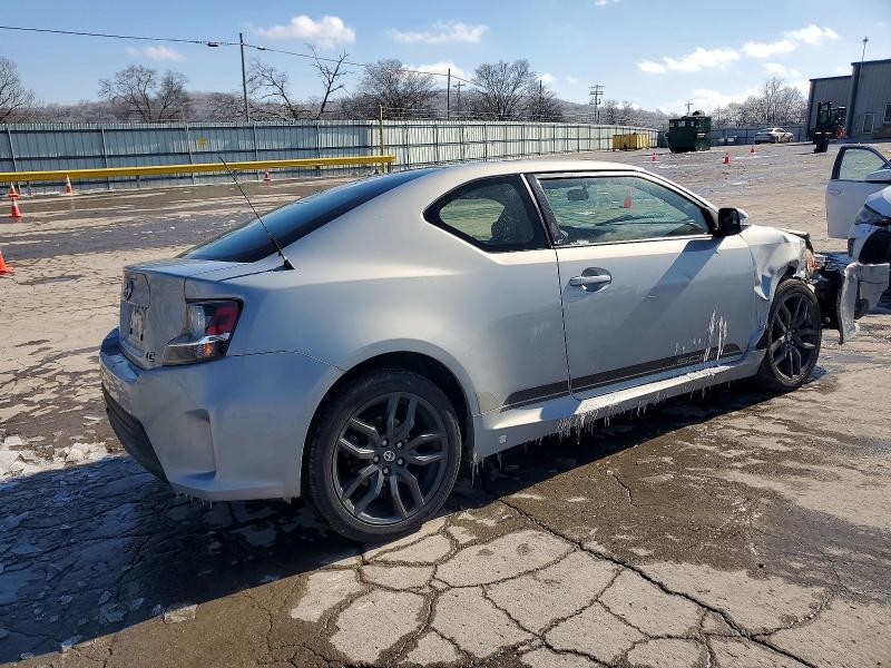 Photo 3 from auction – 2014 TOYOTA SCION TC with VIN JTKJF5C76E3067791