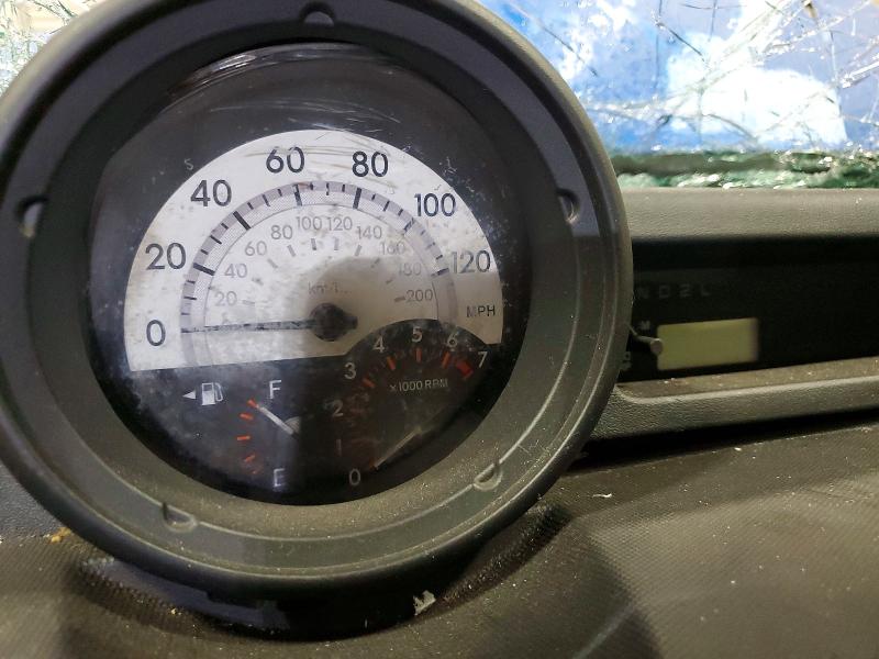 Photo 9 from auction – 2006 TOYOTA SCION XB with VIN JTLKT324264081252