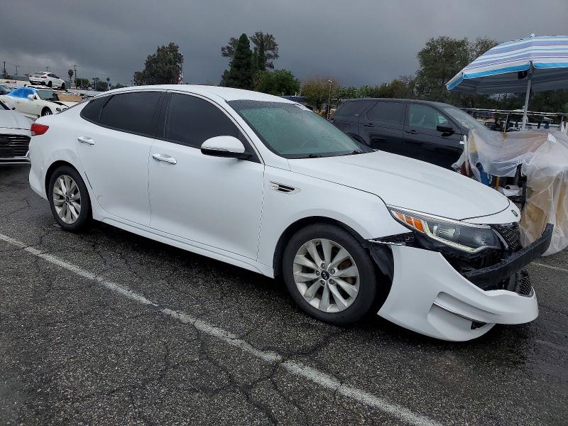 Photo 4 from auction – 2018 KIA OPTIMA EX with VIN 5XXGU4L36JG226463