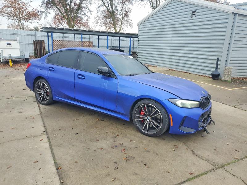 Photo 4 from auction – 2023 BMW 330I with VIN 3MW69FF01P8D43875