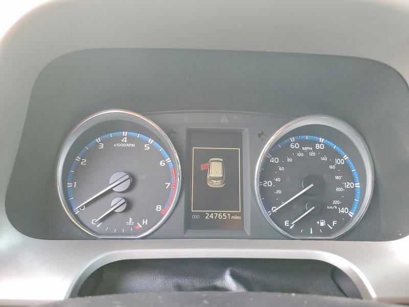Photo 9 from auction – 2017 TOYOTA RAV4 LIMIT with VIN 2T3YFREV1HW362100