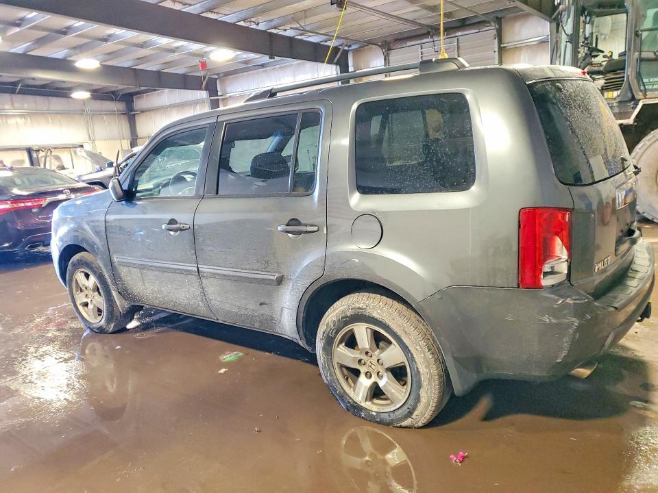 Photo 2 from auction – 2010 HONDA PILOT EXL with VIN 5FNYF4H56AB027652