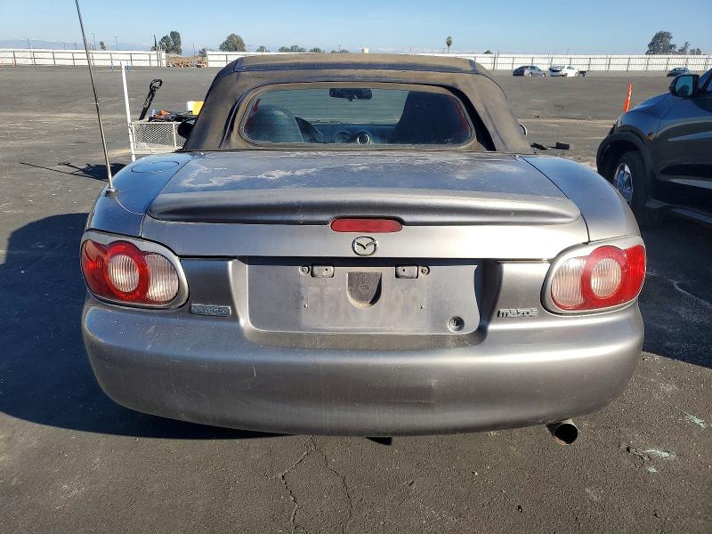 Photo 6 from auction – 2003 MAZDA MX-5 MIATA with VIN JM1NB353130309470