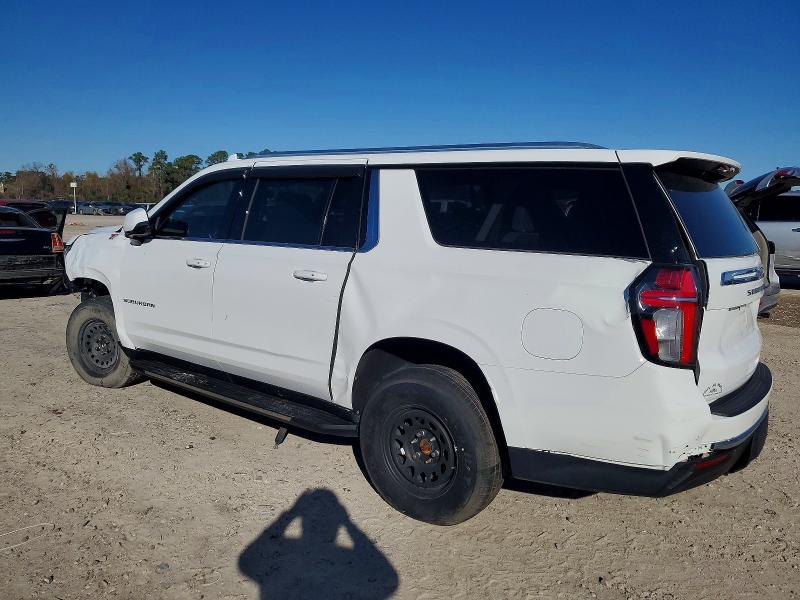 Photo 2 from auction – 2022 CHEVROLET SUBURBAN C with VIN 1GNSCCKD7NR345229