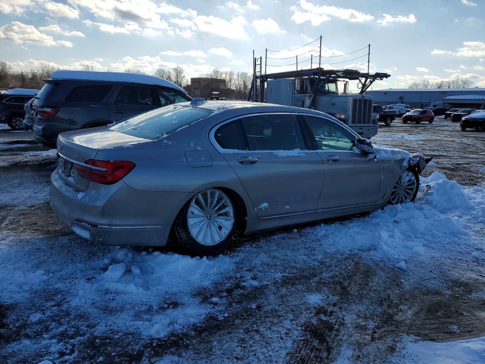 Photo 3 from auction – 2017 BMW 740 XI with VIN WBA7E4C32HGU99929