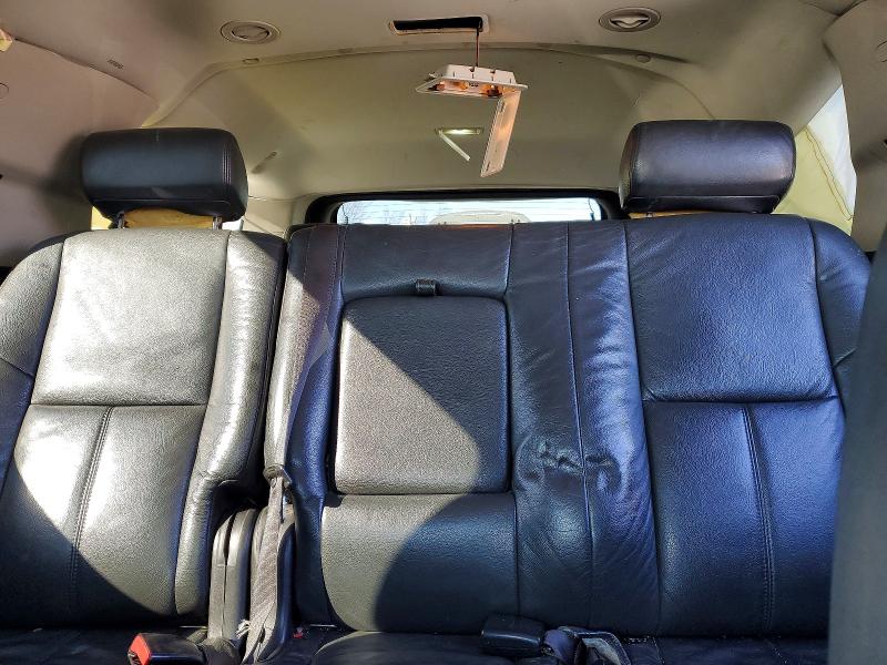 Photo 10 from auction – 2008 CHEVROLET SUBURBAN C with VIN 1GNFC16J58R130085