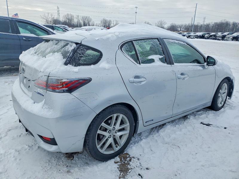 Photo 3 from auction – 2016 LEXUS CT 200 with VIN JTHKD5BHXG2252722