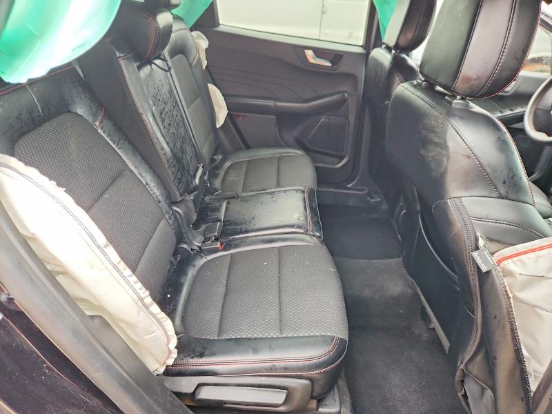 Photo 11 from auction – 2023 FORD ESCAPE with VIN 1FMCU0MN7PUA42056
