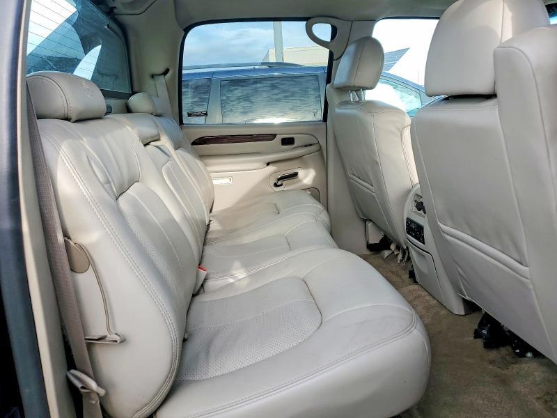Photo 10 from auction – 2002 CADILLAC ESCALADE E with VIN 3GYEK63N92G238237